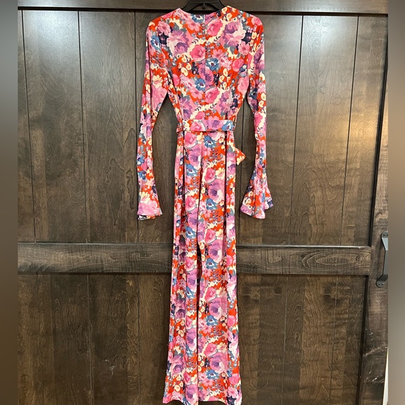 Kittenish Floral Jumpsuit - Picture 7 of 13